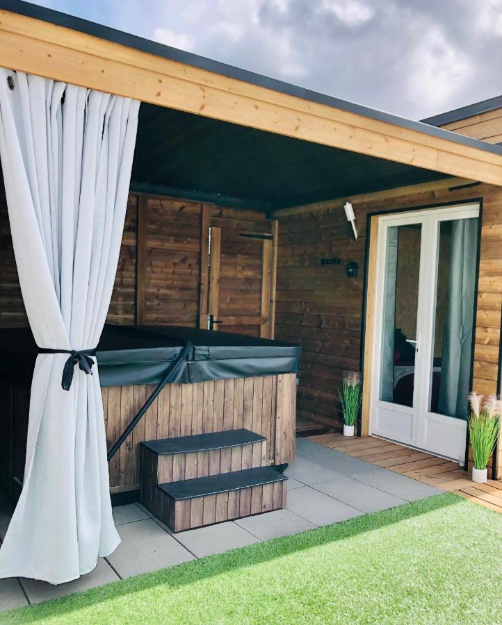 Mini Love Room Jacuzzi Privatif Urimenil ภายนอก รูปภาพ